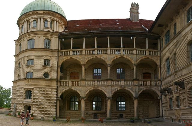 Schloss Güstrow – Fassade Innenseite. Photo Credit
