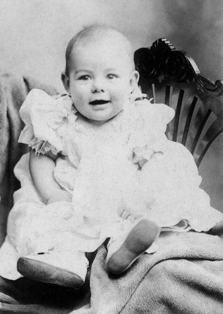 Hemingway was the second child and first son born to Clarence and Grace Hemingway.