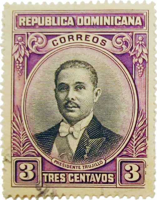 Stamp issued in 1933 on the occasion of Trujillo’s 42nd birthday