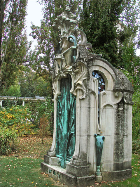 Art Nouveau Funerary-Monument-Nancy. Author:  dalbera  CC BY2.0