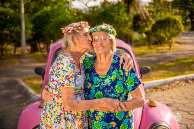 Camila Lima captured the photos of twins celebrating their 100th birthday. Author: Camila Lima