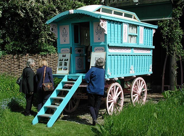 Roald Dahl’s gypsy wagon in the garden of his house, Gipsy Cottage, in Great Missenden, where he wrote the book “Danny, the Champion of the World”, in 1975. Photo Credit