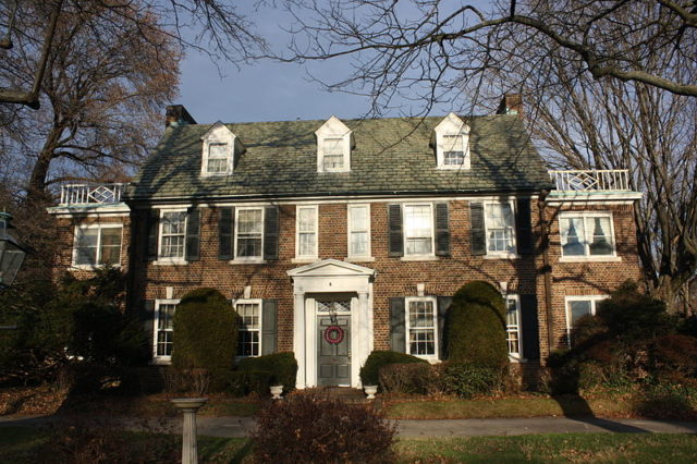 The Kelly family home built by John B. Kelly in 1929, in the East Falls section of Philadelphia. Author: Shuvaev  CC BY-SA 3.0