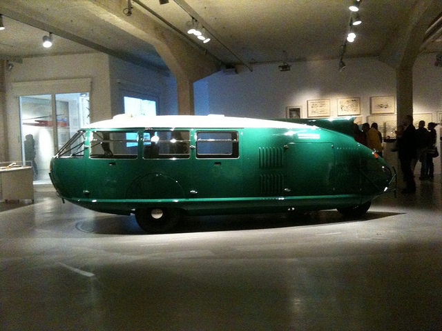 Exposition of a replica to the Buckminster Fuller’s Dymaxion in Madrid. Author Luis Villa del Campo CC – BY 2.0