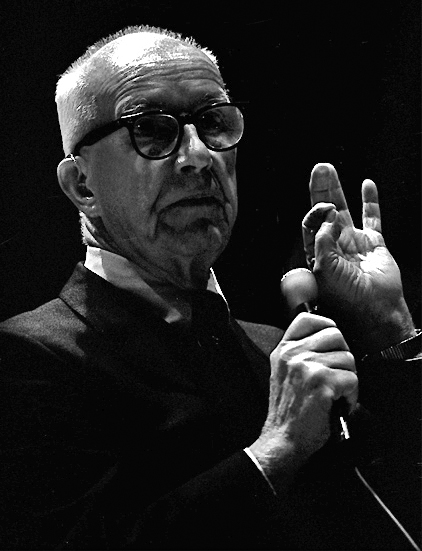 Richard Buckminster Fuller (July 12, 1895 – July 1, 1983). He published more than 30 books, coining or popularizing terms such as “Spaceship Earth,” ephemeralization, and synergetic. Author en: User: Edgy01 (Dan Lindsay), CC BY 3.0