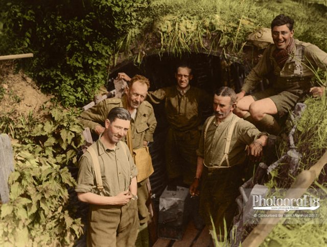 The same photo of British officers, colorized. Author: Tom Marshall
