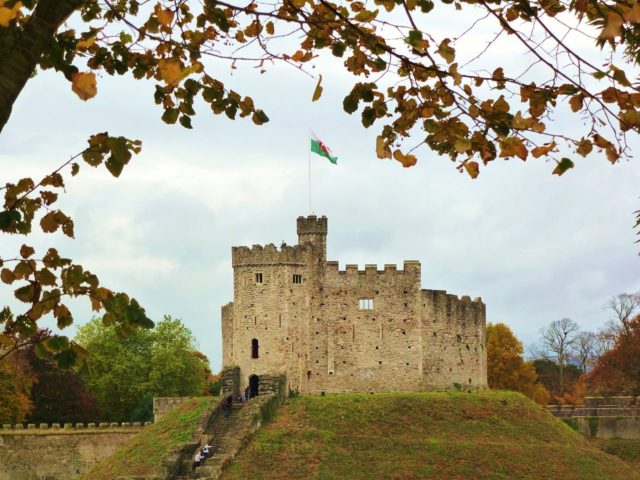 Cardiff Castle. Author:Amybobs CC BY-SA 3.0