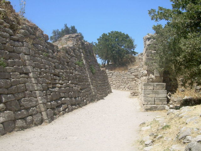 Portion of the walls of Troy (VII) Author: CherryX CC BY-SA 3.0