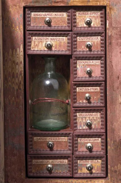 Secret-poison-cabinet Photo Courtesy of Hermann Historica