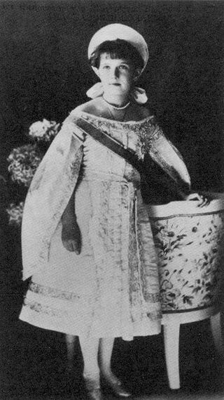 Grand Duchess Anastasia in court dress in 1910