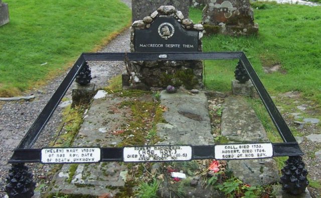 The Grave Of Rob Roy MacGregor Grave of Rob Roy MacGregor, his widow and son. Joe – CC BY 2.0
