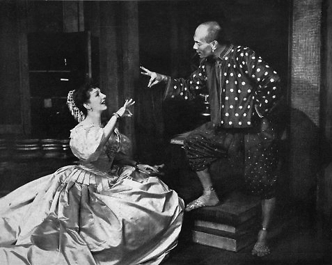 Brynner with Gertrude Lawrence in the original Broadway production of “The King and I” (1951)