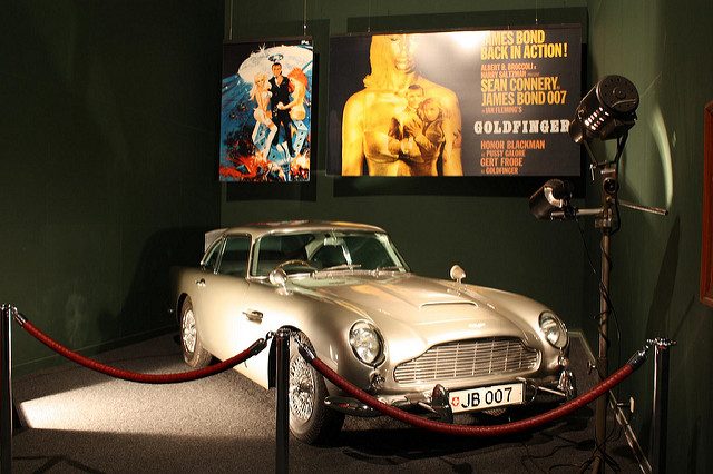 James Bond’s iconic Aston Martin DB5 – the gadget-laden transport of the world’s most famous secret agent. Author Mark van Seeters, CC BY 2.0