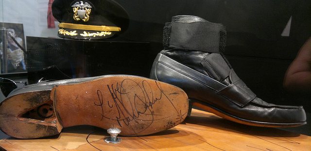 The shoes Michael wore during the leaning sequence in Smooth Criminal – Michael Bush and Dennis Tompkins exhibition of Michael Jackson’s Wardrobe collection. Author Abi Skipp, CC BY 2.0
