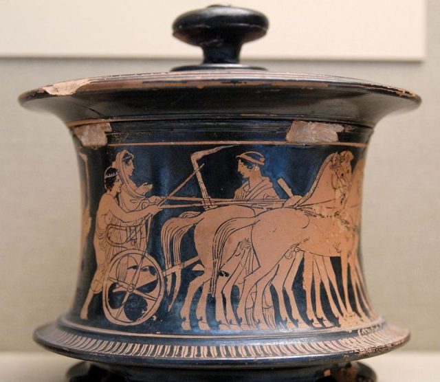 An Attic pyxis, 440–430 BC. British Museum. Author: Jastrow CC BY 2.5