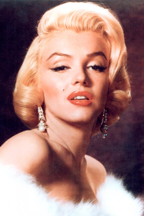Marilyn Monroe iconic hairstyle