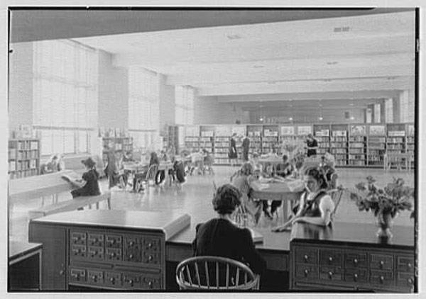 The Brooklyn Public Library’s children’s room, 1941. [via]