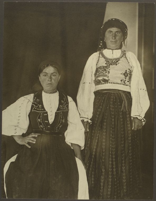 Two Romanian women