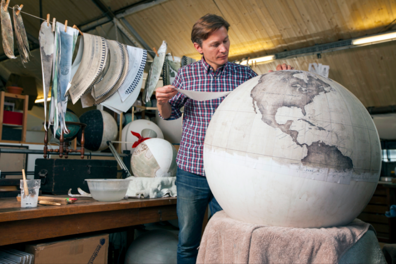 One-of-the-Worlds-Only-Globe-Making-Studios-Celebrates-the-Ancient-Art-of-Handcrafted-Globes1__880
