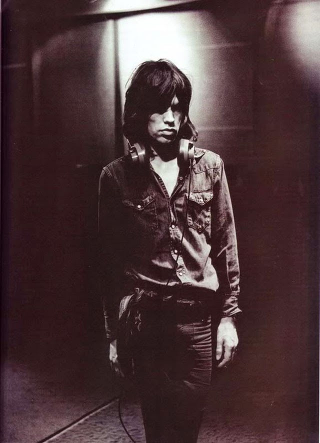 Young Mick Jagger in the 1960s (4)