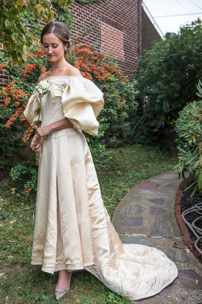 heirloom-wedding-dress-11th-bride-120-years-old-abigail-kingston-9