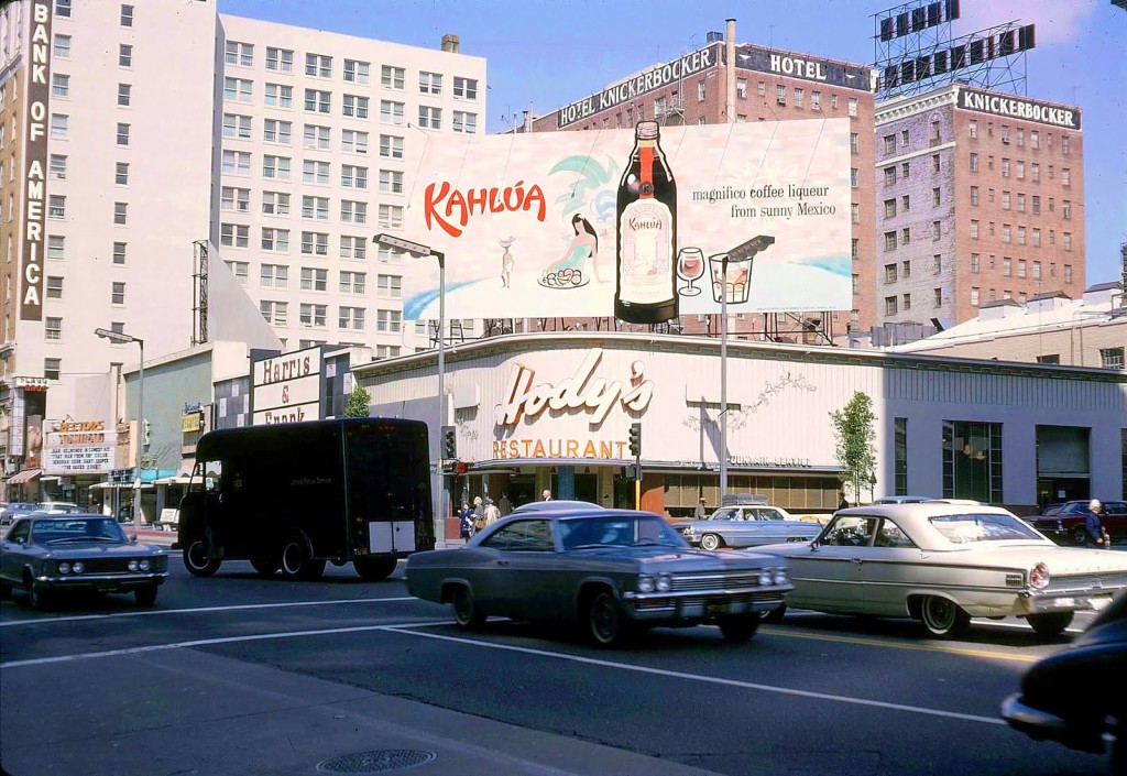 Hody's Restaurant on Hollywood and Vine, 1965