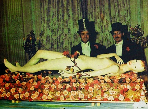 The Rothschild Illuminati Ball in 1972 (1)