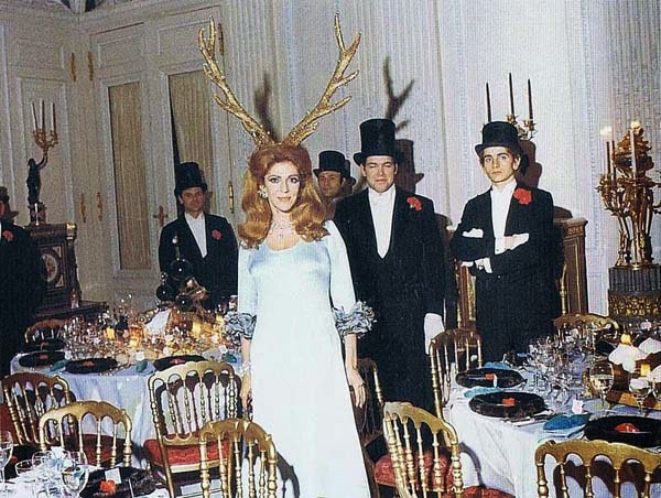 The Rothschild Illuminati Ball in 1972 (4)