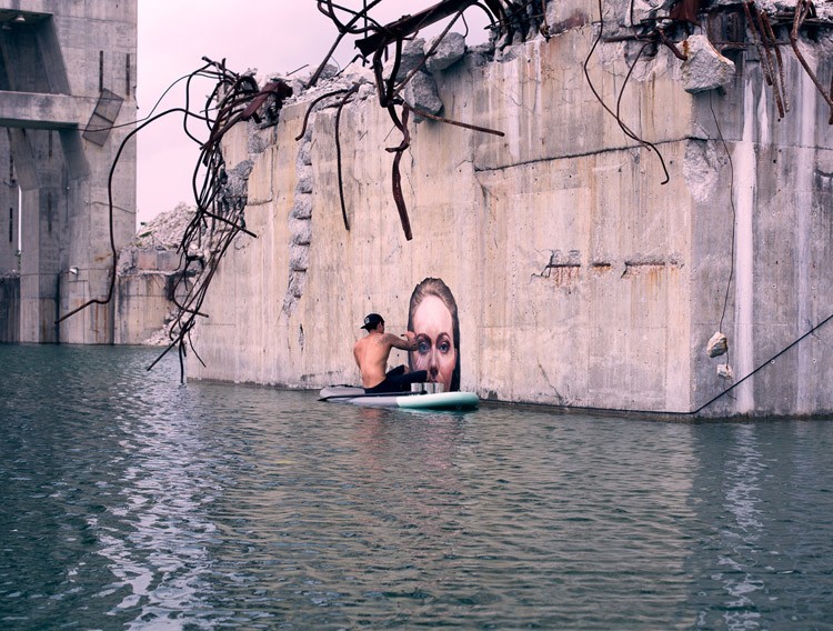 mysterious-waterfront-women-submerged-painting