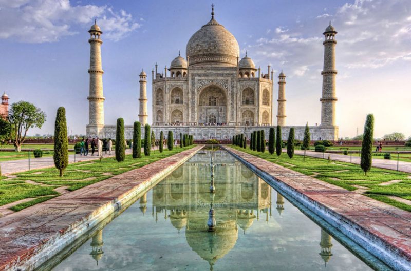 Aladdin – Taj Mahal, Agra, India.