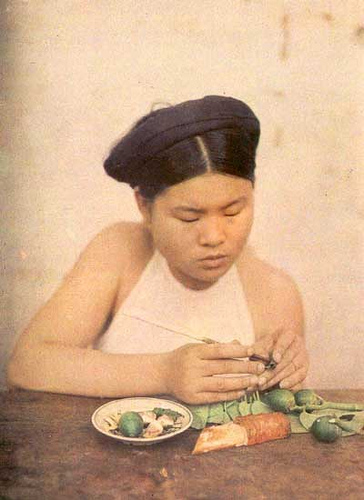 Making betel quid, about Hanoi, 1916