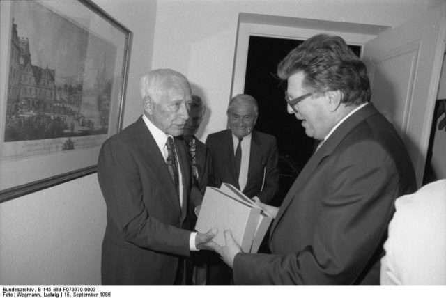 Jünger and the President of Bundestag, Dr. Philipp Jenninger, in 1986. Source
