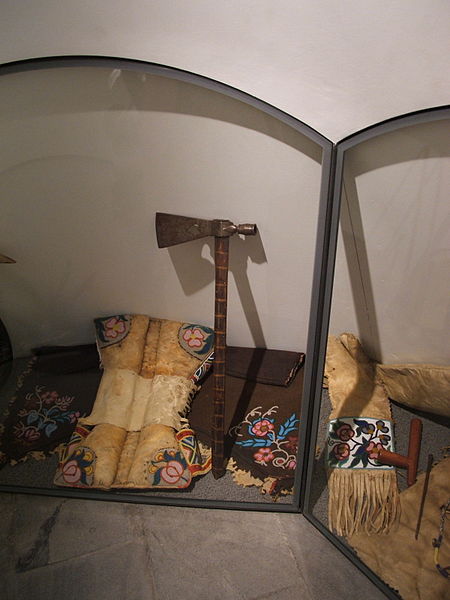 Castello d' Albertis -crafts of Native Americans, Source