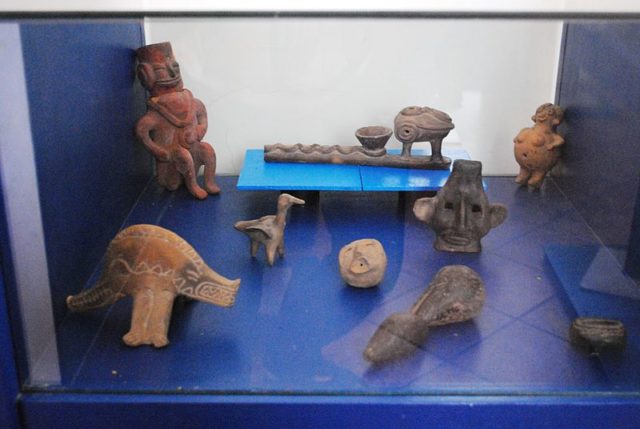 It was attributed to a still unknown Indian tribe thousands of years old. Until today this collection is known as the Chupicuaro collection. Source