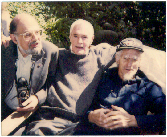Allen Ginsberg, Timothy Leary and John C. Lilly in 1991.By Philip H. Bailey (E-mail) - Own work, CC BY-SA 2.5, https://commons.wikimedia.org/w/index.php?curid=825231