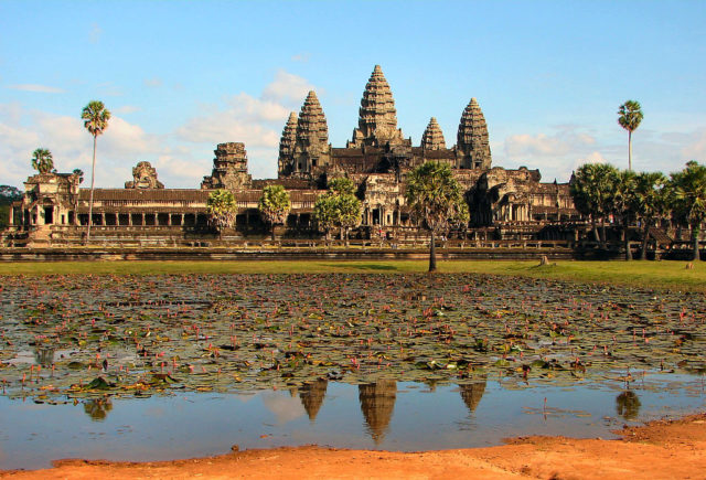 Angkor Wat Source::By Bjørn Christian Tørrissen - Own work, GFDL, 
