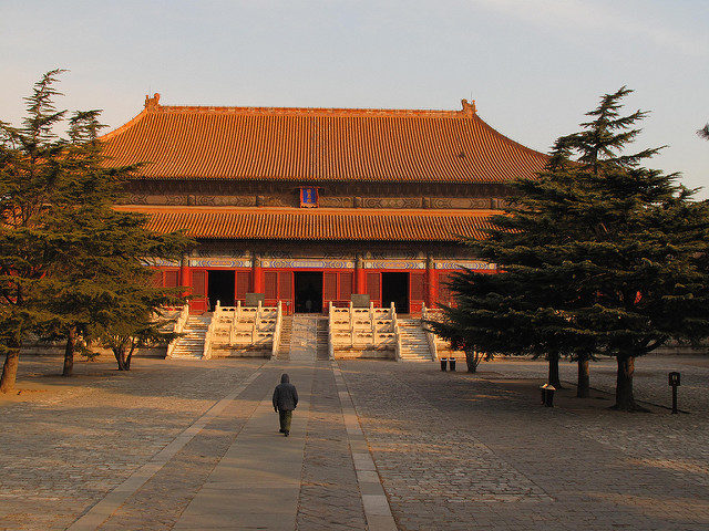 Changling tomb's Ling'en Gate. Source