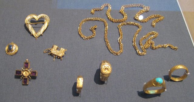 Jewllery from the Fishpool Hoard. Source
