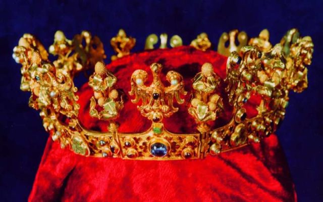 The golden crown of the Środa treasure.Source