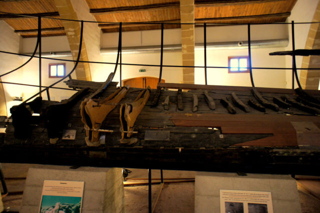 The vessel is made by planking, originally covered by thin layers of lead from the outside.