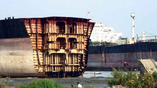 Bangladesh's steel supply comes almost entirely from the shipbreaking industry. By Stéphane M. Grueso Flickr CC BY-SA 2.0