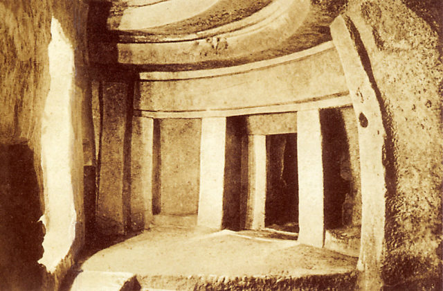 Photograph of the Hypogeum by Richard Ellis before 1910 Source: Wikipedia/Public Domain