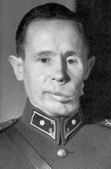 Häyhä in the 1940s, with visible damage to his left cheek after his 1940 wound. Source: Wikipedia/Public Domain