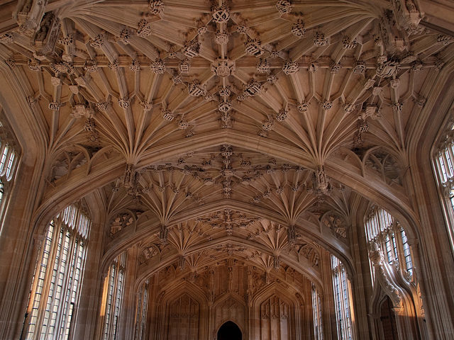 The Divinity School doubles as the Hogwarts hospital wind at the first two Harry Potter films. Image by- Philip Sheldrake.Flickr.CC BY-SA 2.0