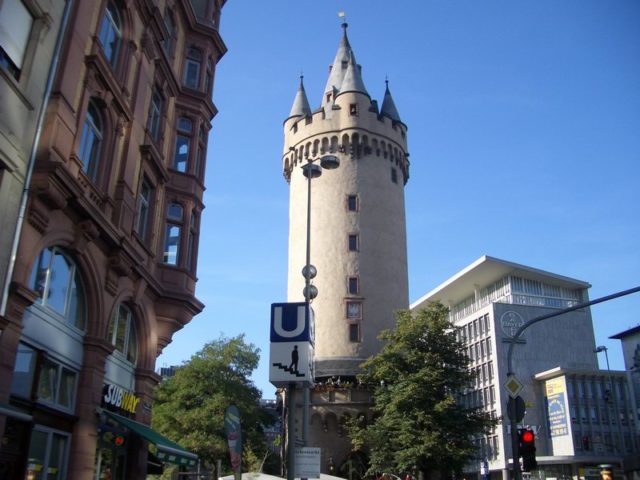 Today the tower is one of Frankfurt's most famous landmarks. CC BY-SA 3.0