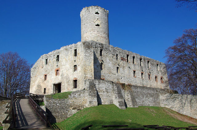 Lipowiec Castle Photo Credit