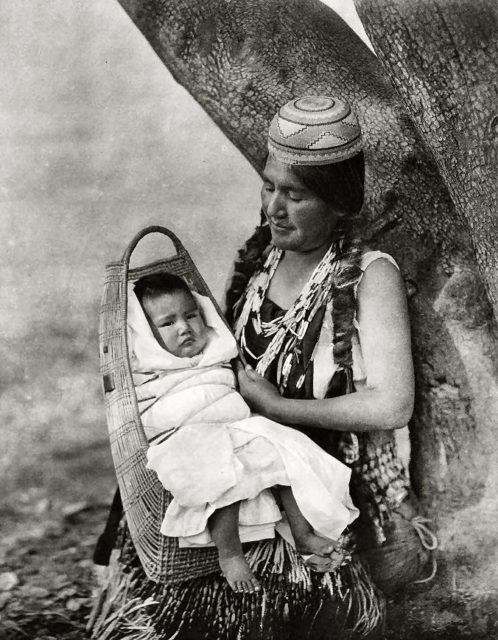 Hupa mother and infant, ca. 1924, photo by Edward Curtis