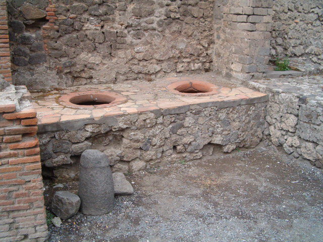 Pompei termopolium Photo Credit