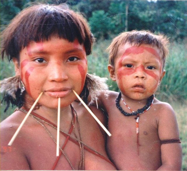 Yanomami woman and her child at Homoxi, Brazil, June 1997. Photo Credit