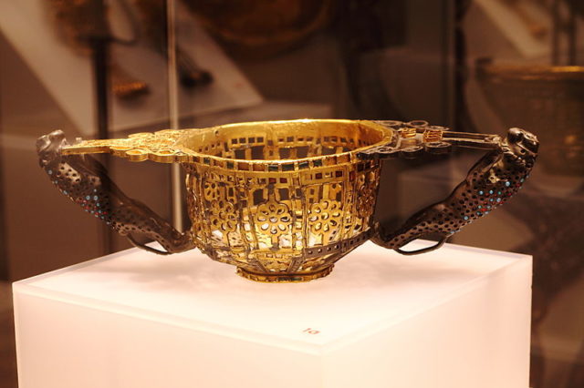 Now the greatest part of treasure is seen at The National Museum in Bucharest. Photo Credit